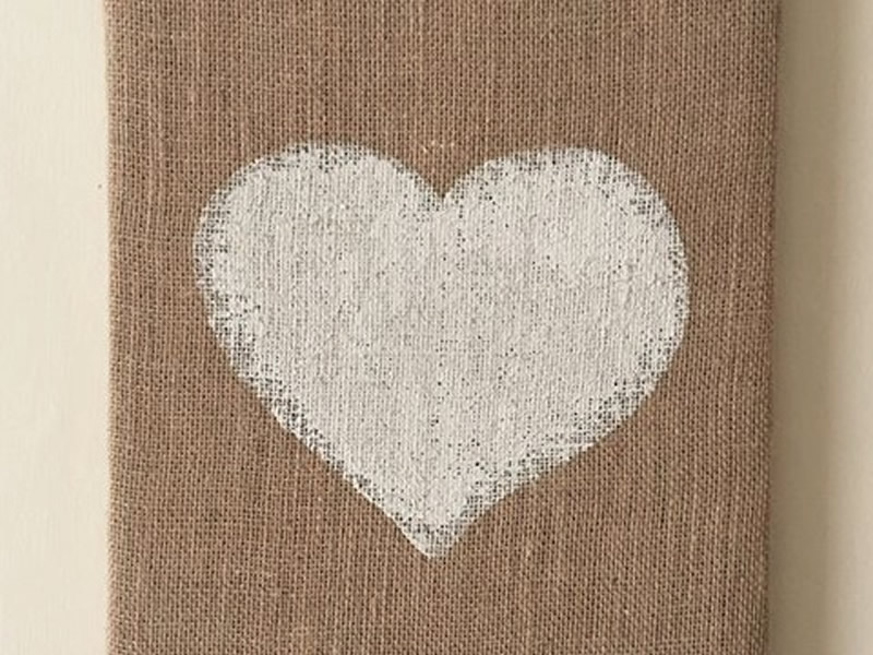 24/05/2018-How to Upcycle Old Canvas Art